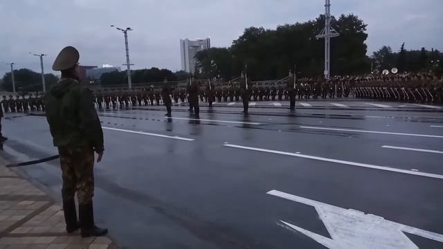 Репетиция выступления понятного караула в Минске на 3 июля (День Независимости Беларуси) смотреть онлайн