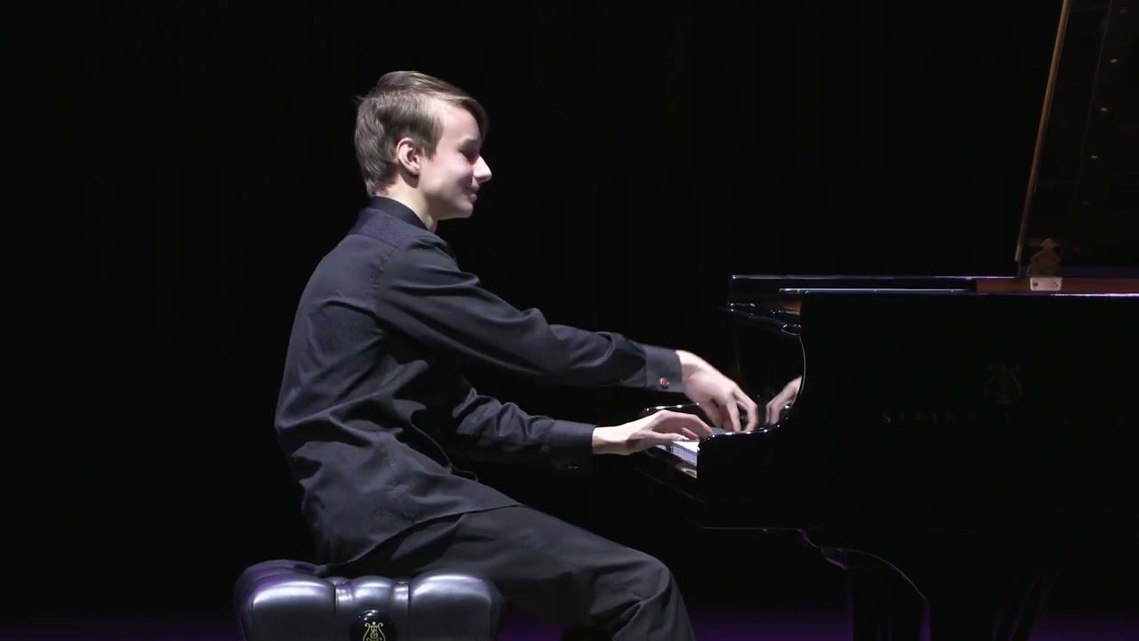 Захар Внутских, С. Рахманинов Полька В.Р. / S. Rachmaninoff Polka de W.R. смотреть онлайн