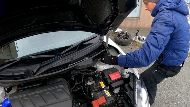 Замена стоек Suzuki Swift Sport ZC33S смотреть онлайн