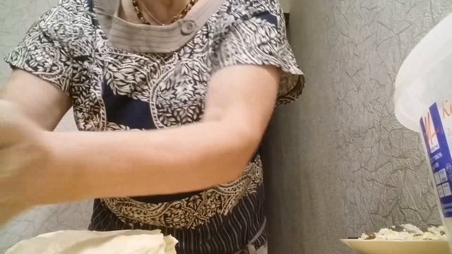 Угощайтесь!Тыквенный пирог с рисом и изюмом (Татарская кухня-Кабак бэлеше) Приятного аппетита! ?