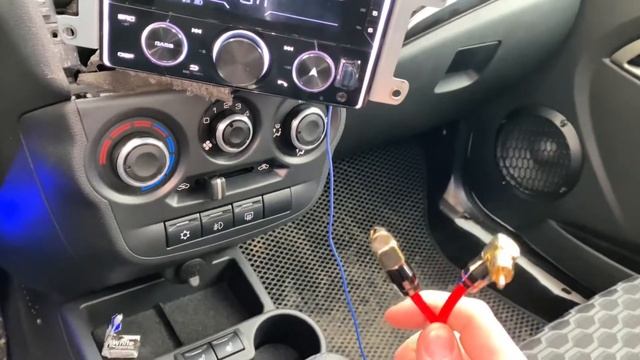 Наводки в динамиках / как с ними бороться / сравнение дорогих и дешевых межблочных проводов в Грант смотреть онлайн