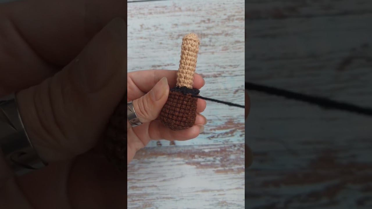 Сегодня Ю #мккрючком #амигуруми #вязание #хобби #вязаныеигрушки #творчество #diy #брелоккр #diy смотреть онлайн