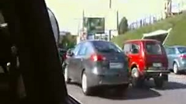 НОГАННО ПРИКАЛЫВАЕТСЯ(((( ЖЕСТЬ))))
