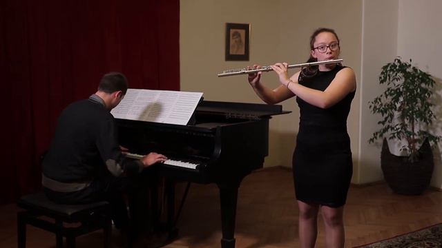 Walzer_Rondo/Wilh. Popp, Op 283; Performed by Elitsa Mitova, Bulgaria смотреть онлайн