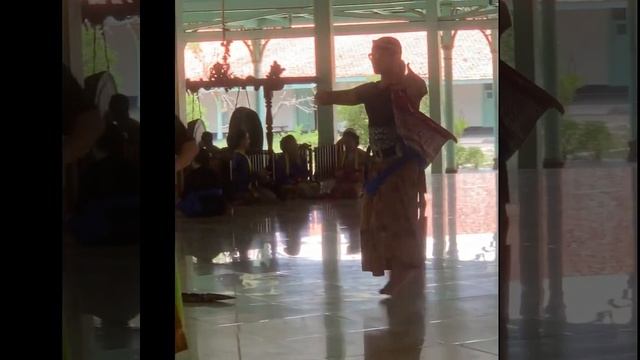 A day trip to Solo( Surakarta) Central Java смотреть онлайн