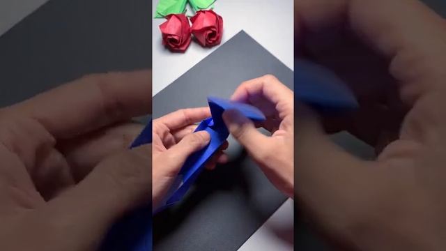 How to make easy origami paper crafts.