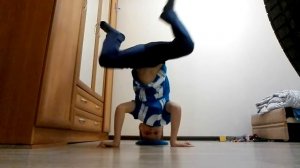 Брейк данс Учим стойка на голове