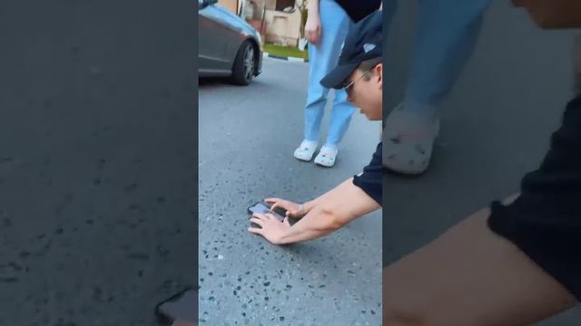 🛑притворился слепым, чтобы познакомиться с девушкой… смотреть онлайн