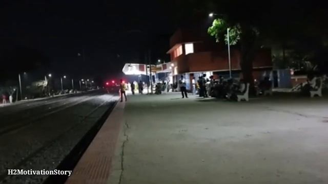 गाँव की दादी और उनकी खौफनाक कहानी। смотреть онлайн