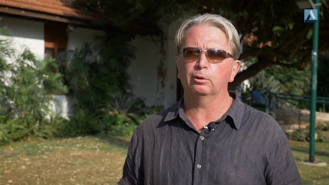 История в Деталях, №46. "Деревня дедушки" смотреть онлайн