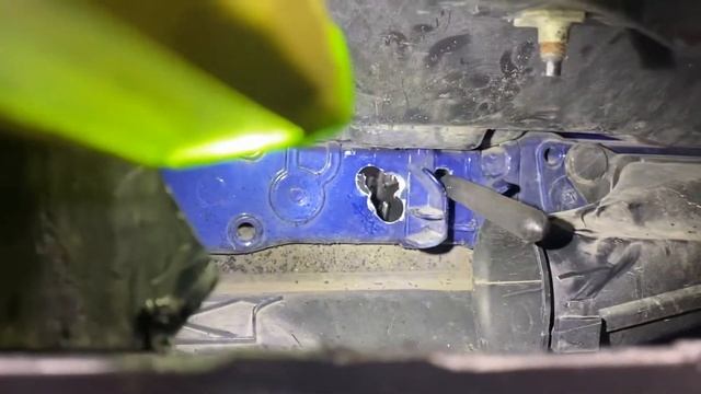 Ford Escape hood release cable broke, how to open hood. смотреть онлайн