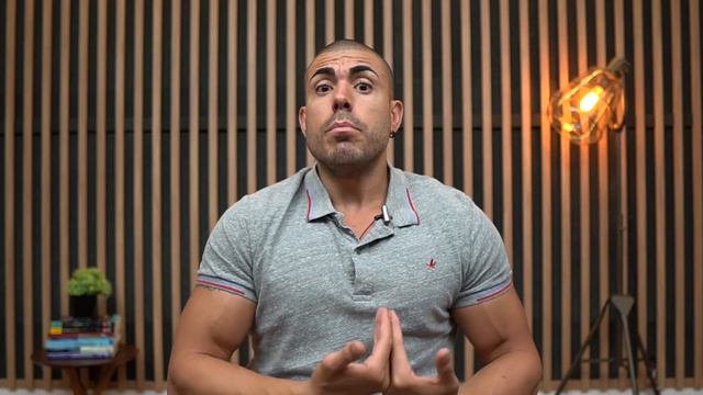 Coisas ocultas que acontecem com quem não treina pernas смотреть онлайн