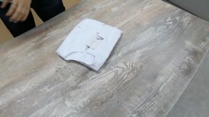 Как складывать медицинский халат. Медицинская одежда