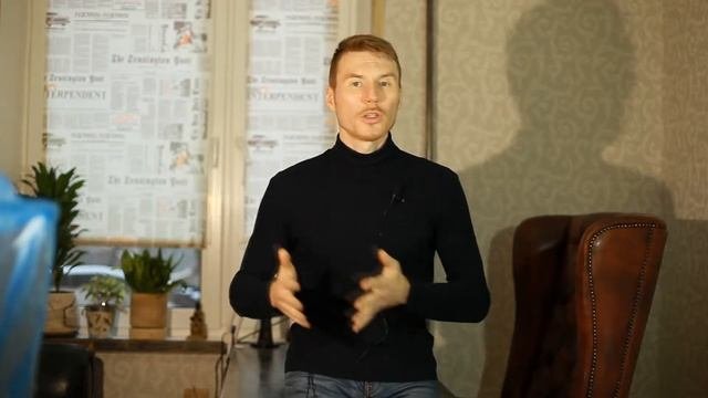 Сотрудник Сбербанка: Я вообще здесь не работаю!!