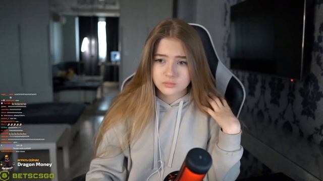 ГАЕЧКУ ДОВЕЛИ /❤️ ЖОЖО ПРАНКУЕТ смотреть онлайн