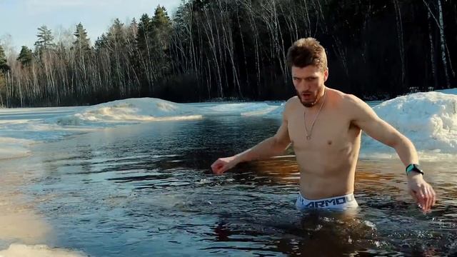 ?100 дней в проруби! Моржевание и закаливание каждый день - польза и вред | Ледяной человек ?