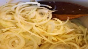 Грудинка говяжья тушеная