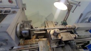 Разорвало матку винта подачи.Фрезерный станок 6Р10.#металлообработка#станок #фрезер#мойгараж