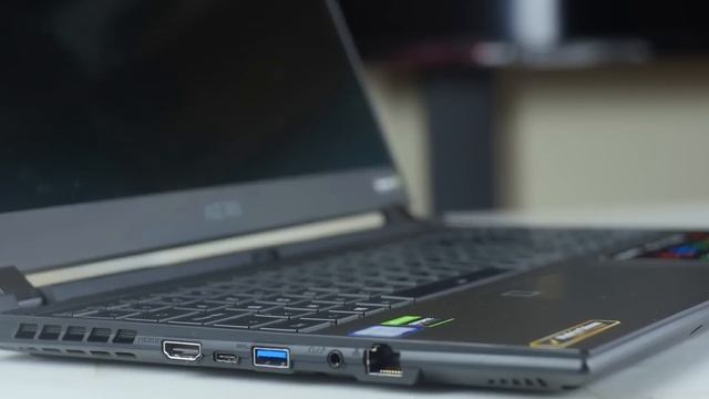 CE PC GAMER PORTABLE EST FANTASTIQUE - Aero 15 OLED смотреть онлайн