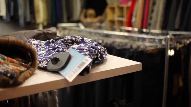 Интересные места в Питере. Бар-прачечная, Мозаичный дворик и Самая узкая улица смотреть онлайн