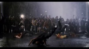 Финальная сцена фильма Шаг вперед 2  Улицы  Танец под дождем=