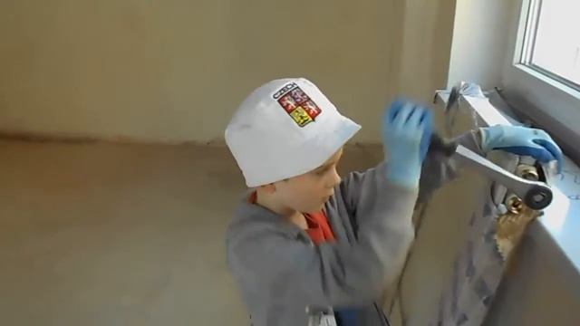 Монтаж радиаторов отопления Korado юный сантехник смотреть онлайн