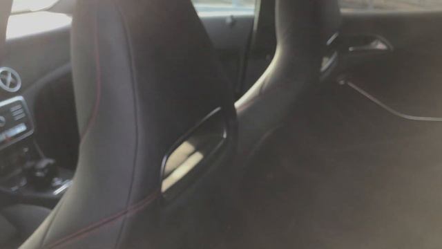 MERCEDES GLA 200 d Automatic Premium смотреть онлайн