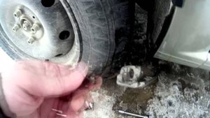 Установка порогов от СТАВРА на Ларгус