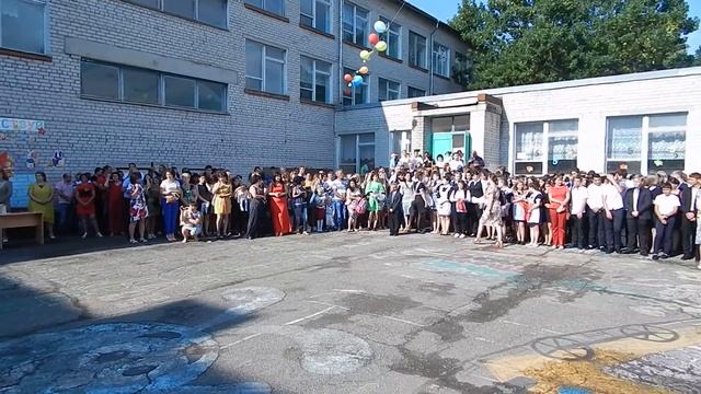 ЭТО ШКОЛА !!! (поют ученицы СОШ№13 ст.Незлобной.Ставропольский край