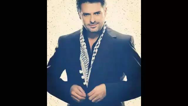 Ragheb 3aleme b7ebak w shte2telak nar lyrics..