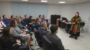 НА ОДНОМ ЯЗЫКЕ _ Работники «Газпром добыча Ямбург» изучают психологию коренных народов Севера
