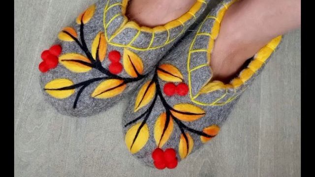 Тапочки, чуни из овечьей шерсти смотреть онлайн