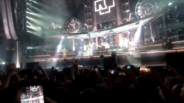 RAMMSTEIN - Ausländer / МОСКВА / ЛУЖНИКИ / 29.07.2019