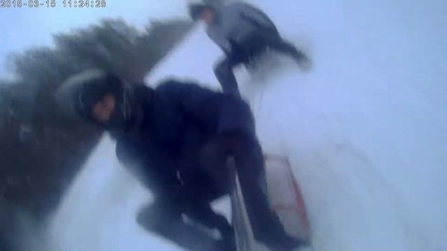 На санках валим боком :D смотреть онлайн