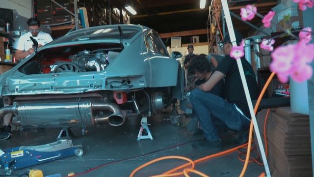 AKIRA NAKAI SAN come sono nate le Porsche RWB смотреть онлайн