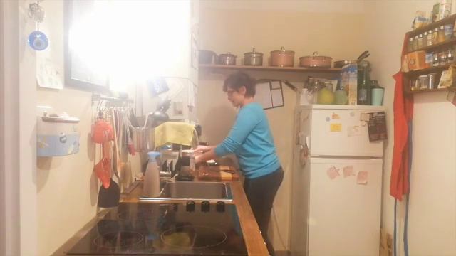 Kochen mit Victoria - Salat mit Resten vom Gemüsefach #kochen mit 💜 für #besondere #Menschen смотреть онлайн