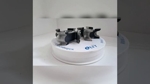 ДФ-19.08.41.42 Комплект фрез для изготовления обшивочной круговой доски (бочки) 140х40х55 R=17, Р6М смотреть онлайн