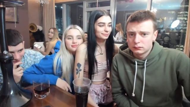 Длинный язык Сони Мелстрой смотреть онлайн