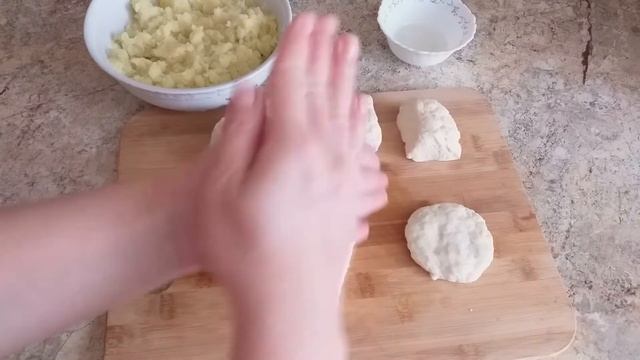 Просят ЕЩЕ и ЕЩЕ! ЛЕПЕШКИ с картошкой НА КЕФИРЕ, очень вкусные!