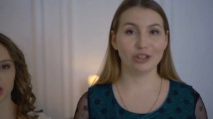 Тихо шепчут, падая, снежинки