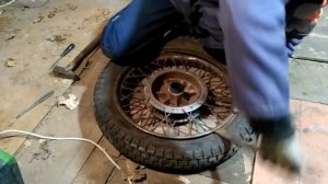 How to remove a tire from a motorcycle? Как снять покрышку с мотоцикла (урал днепр)?