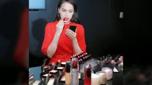 Королева Алина Загитова  впервые посетила головной офис компании Shiseido в Токио