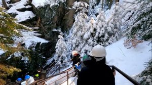 ПОЕХАЛИ С ДРУЗЬЯМИ НА ВОДОПАД. ШКЛЯРСКА ПОРЕМБА. ЖИЗНЬ И РАБОТА В ПОЛЬШЕ 2022