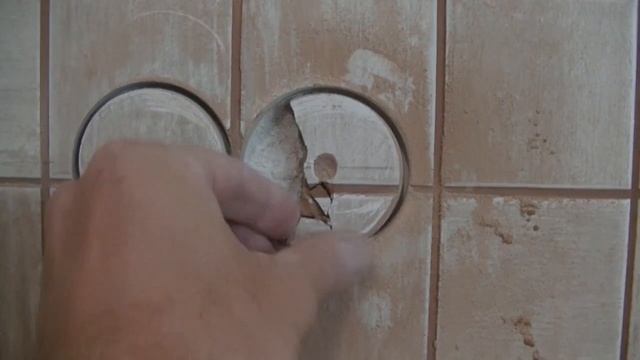 Как просверлить плитку алмазной коронкой на стене смотреть онлайн