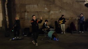 Жуки. Танкист. А у тебя же мама педагог. Уличные музыканты. Глеб Васильев. Санкт Петербург.