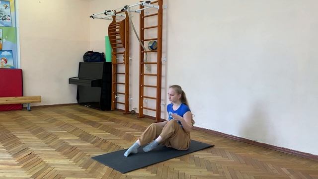 «Лёгкий шпагат»