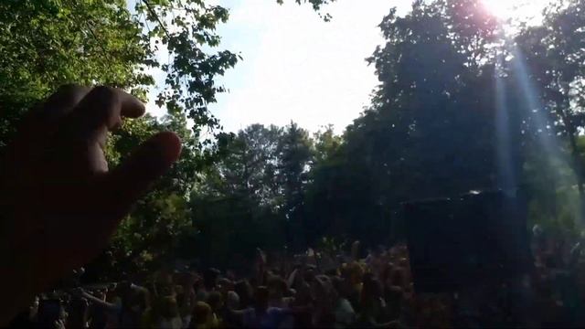 Симферополь сегодня Гагаринский парк фестиваль красок 01 06 2022