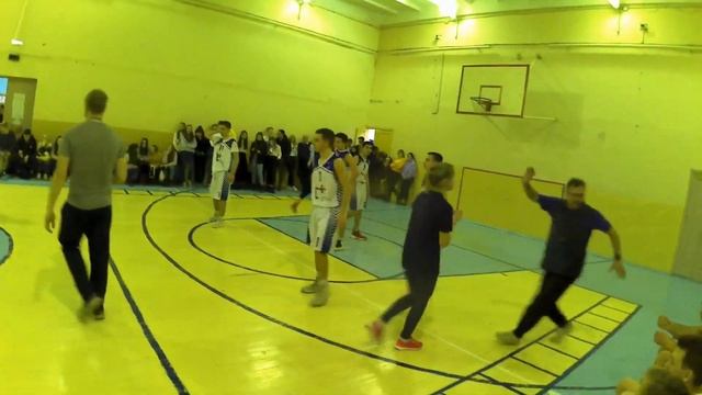 Победный танец тренера смотреть онлайн