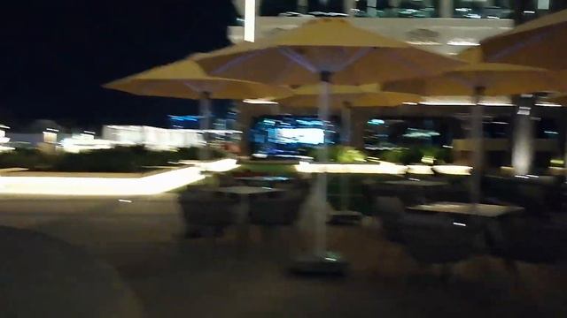 Hilton Palm Jumeirah nights time смотреть онлайн