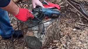 Как Открутить Сильно Затянутую Гайку на Болгарке? Этот Способ ПОМОЖЕТ!